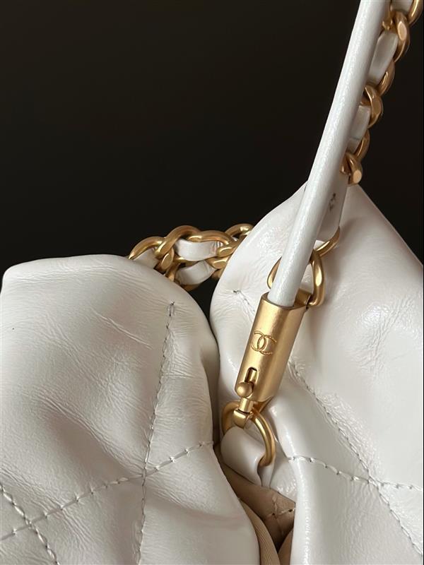 2026127215212305 600